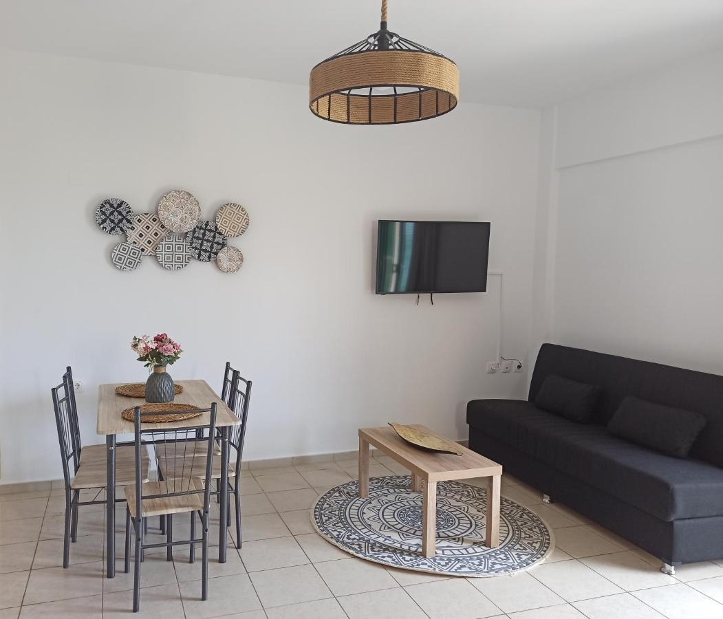 Sea Melody Apartments Stavromenos  Eksteriør billede